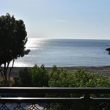 Irene'S Beach Front House Vromopousi Exterior foto