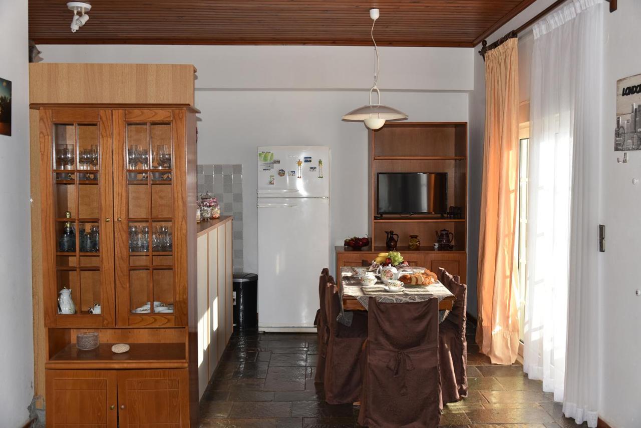Irene'S Beach Front House Vromopousi Exterior foto